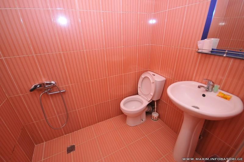 Maxim Mini Hotel Batumi Exterior photo